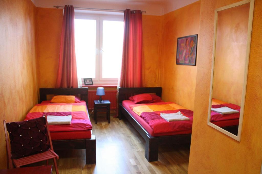 El Hostel Varsovia Habitación foto